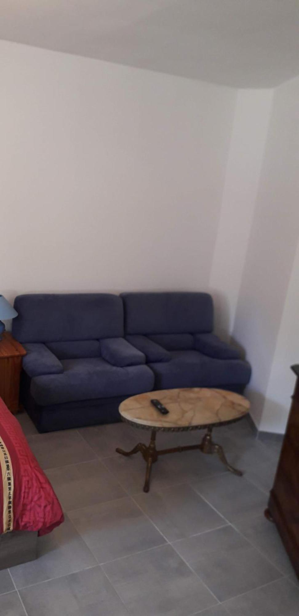 Confortable En Hyper Centre Parking Gratuit Dans La Rue Acces Avec Boite A Clee Apartment Castres  Bagian luar foto